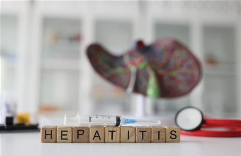 penyakit hepatitis kronis