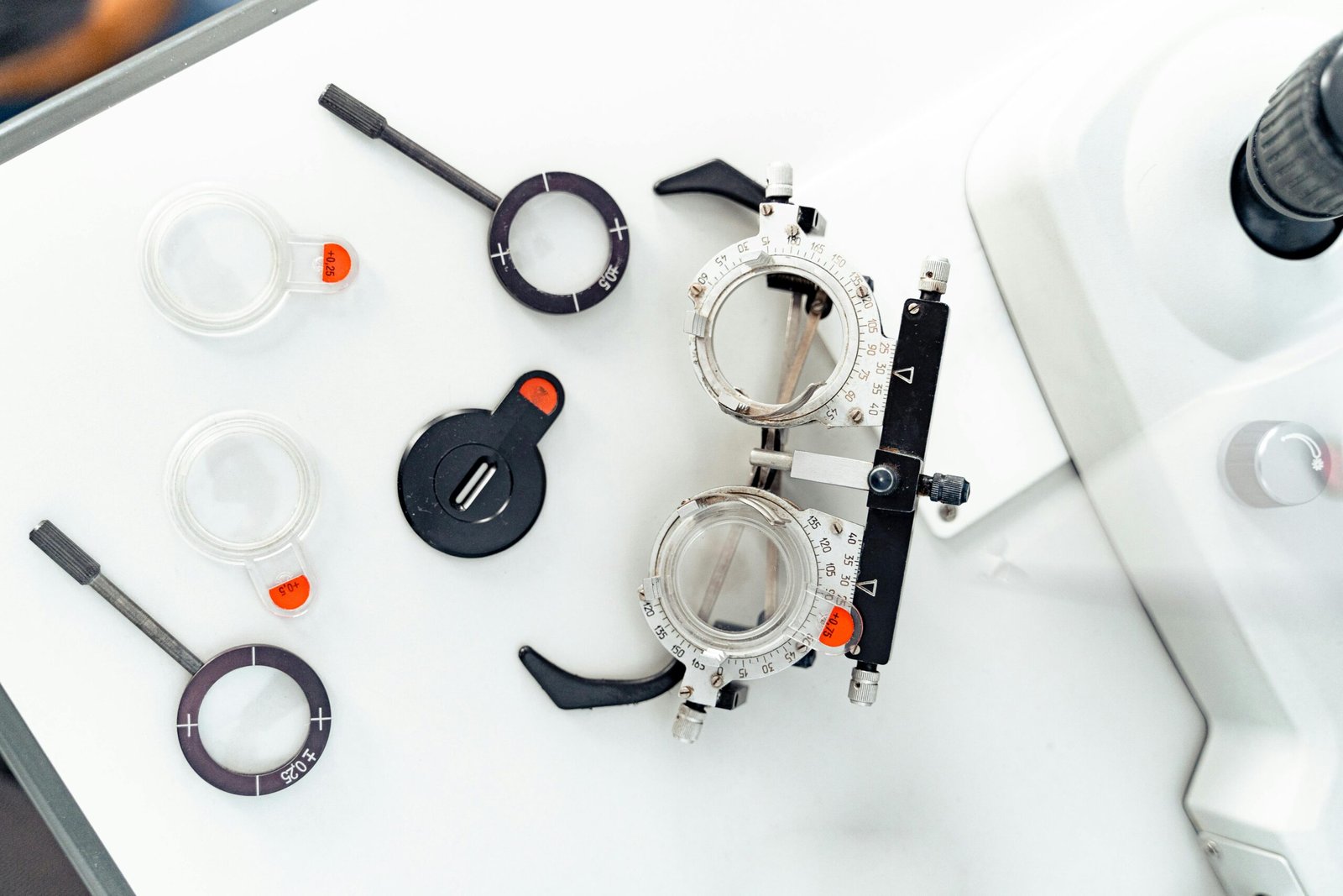 Atasi mata minus dengan rutin konsumsi suplemen ini