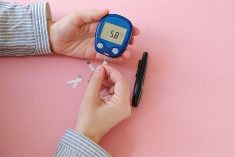 Diabetes Bisa Merusak Mata begini Penjelasannya
