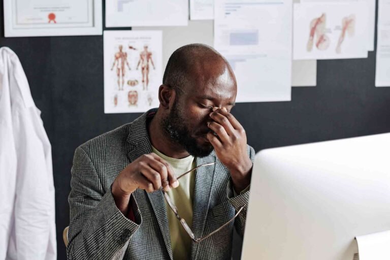 Tanda Mata Terkena Infeksi