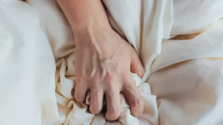 vertomen saat keluar sperma