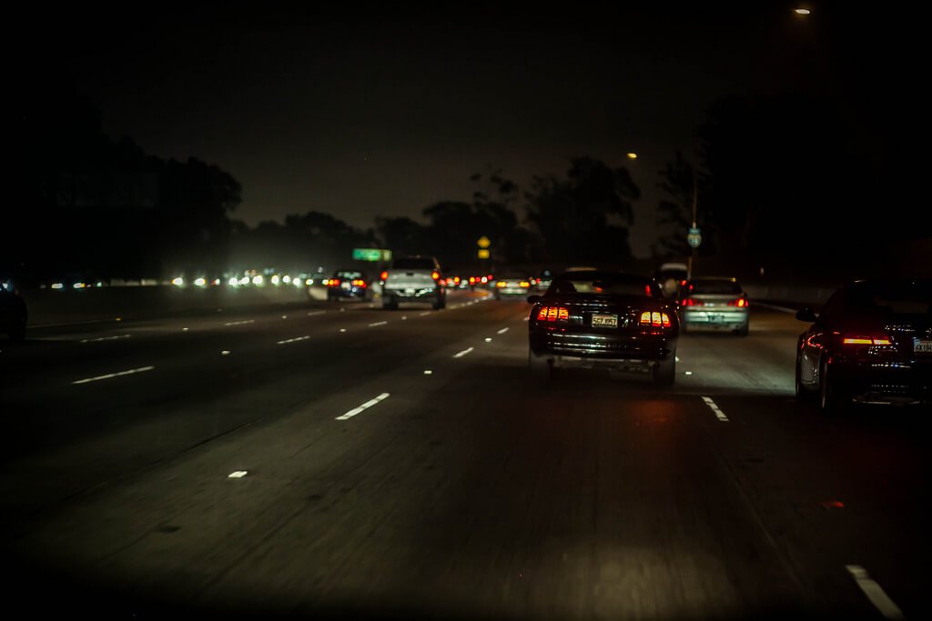 Mengapa Mata Sulit Beradaptasi Saat Senja Temukan Penyebabnya