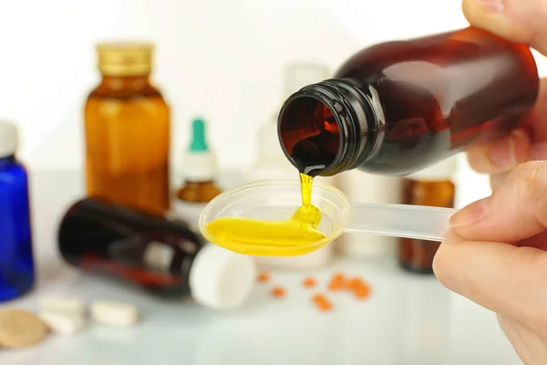 Penambah nafsu makan kapsul vs sirup. Mengapa kapsul dianggap lebih baik