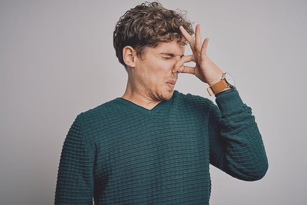 vertomen tanda sperma berbau