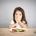 7 Cara Mengatasi Anak Susah Makan Tanpa Harus Memaksa