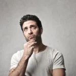 Fakta Psikologis di Balik Ketertarikan Pria pada Bentuk Payudara Wanita