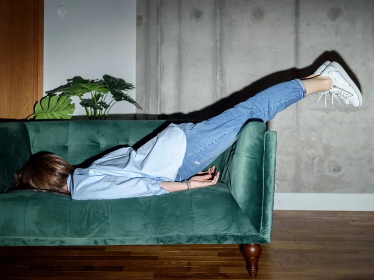 Posisi Tidur Terbaik untuk Menjaga Bentuk Payudara Tetap Indah