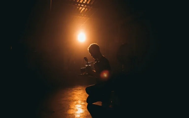 Solusi Alami Mengatasi Kesulitan Melihat di Kegelapan Tanpa Efek Samping