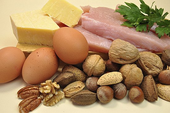 Asupan Protein Cukup Bantu Tubuh Lebih Berisi dan Kuat