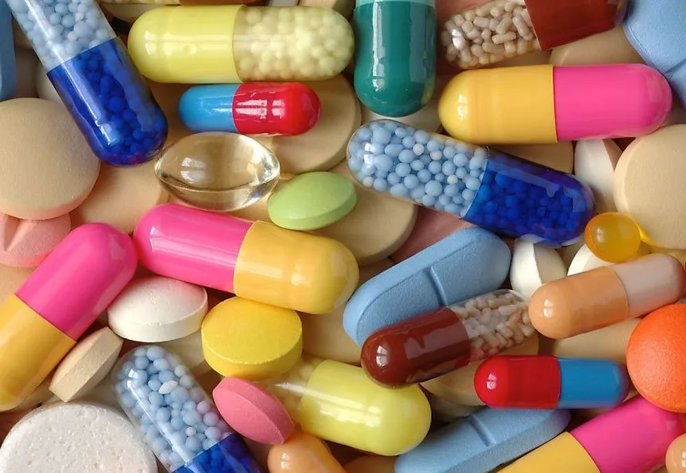 Kenapa Vitamin Mata Alami Penting Selain Menggunakan Kacamata